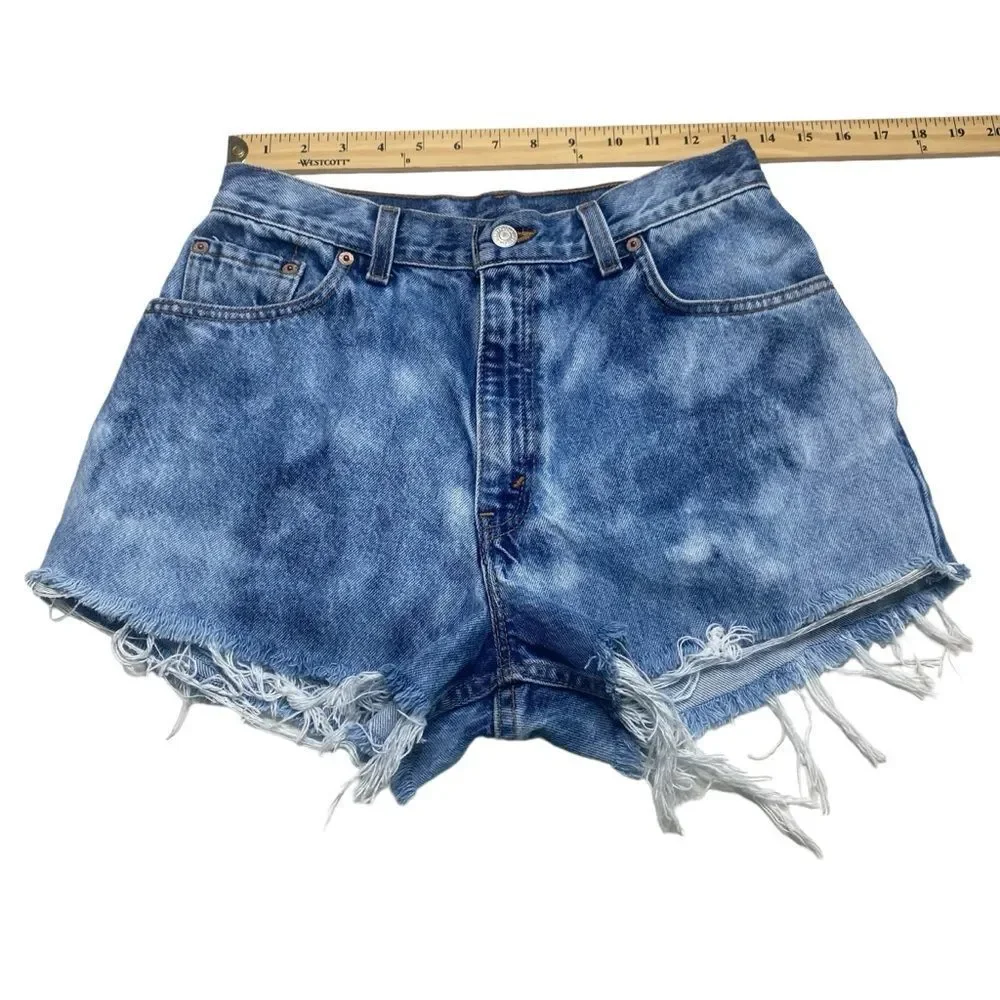 Vintage Levi’s 550 Cut-Offs Denim Shorts Frayed Hem Distressed Blue Sz 10